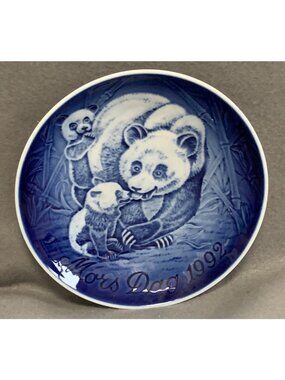 B&G Mothers Day 1992 Panda Plate 6" Copenhagen Porcelain Vintage